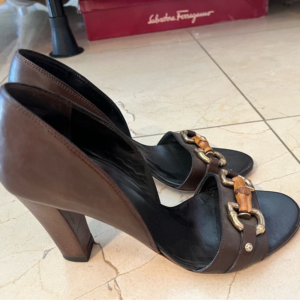 Vintage gucci pumps